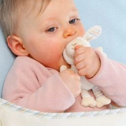 Baby Fehn 2-tlg. Set Kuscheldecke Baby Love + Greifling Schaf 75 x 100 cm -Wohnen & Schlafen Verkäufe baby fehn 2 tlg set kuscheldecke baby love greifling schaf 75 x 100 cm 396089 d4