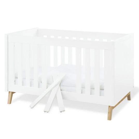 Pinolino Kinderzimmer Riva mit 2-türigem Schrank, Bett, breiter Wickelkommode 2 Pinolino Kinderzimmer Riva mit 2-türigem Schrank, Bett, breiter Wickelkommode – Bild 2