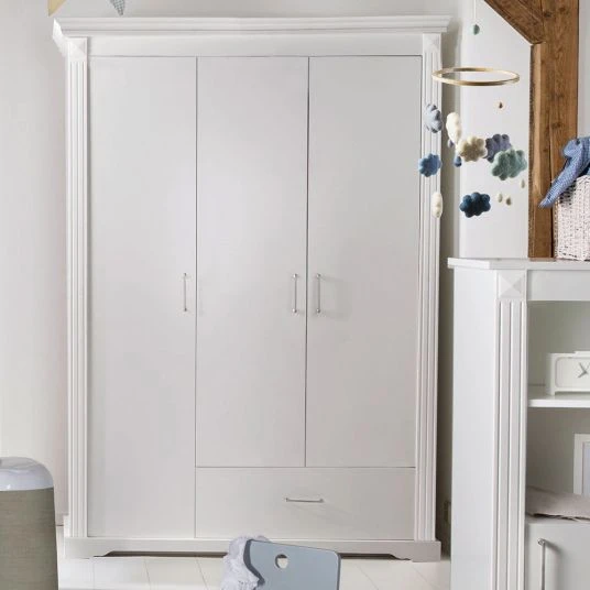 Roba Kinderzimmer Marie mit 3-türigem Schrank, Bett, Wickelkommode - Weiß 2 Roba Kinderzimmer Marie mit 3-türigem Schrank, Bett, Wickelkommode - Weiß – Bild 2